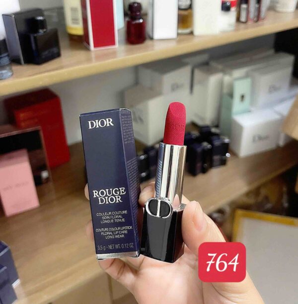 Son thỏi Dior Rouge Dior bản new nắp hít các màu : 100-200-217-228-360-505-539-558-624-720-724-764-772-777-888-999 - Hình ảnh 11