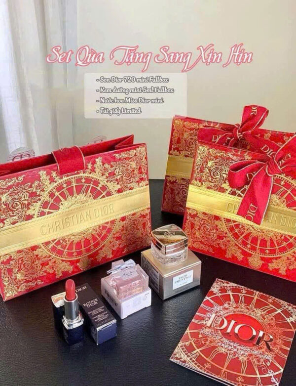 Set quà tặng DIOR giới hạn 3 món bản túi đỏ sang đẹp