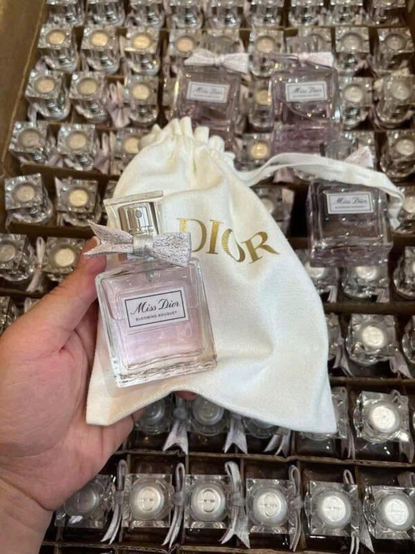 Nước hoa nữ Dior Miss Dior Blooming Bouquet unbox 30ml kèm túi vải hãng