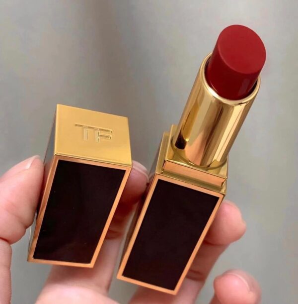 Son Tom Ford 92 Charmed Màu Đỏ Cherry - Hình ảnh 3